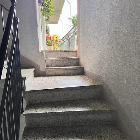 Διαμέρισμα 150 Steps To Heaven - By Myhomeincomo *