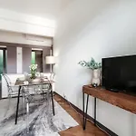 Apartmán 150 Steps To Heaven - By Myhomeincomo