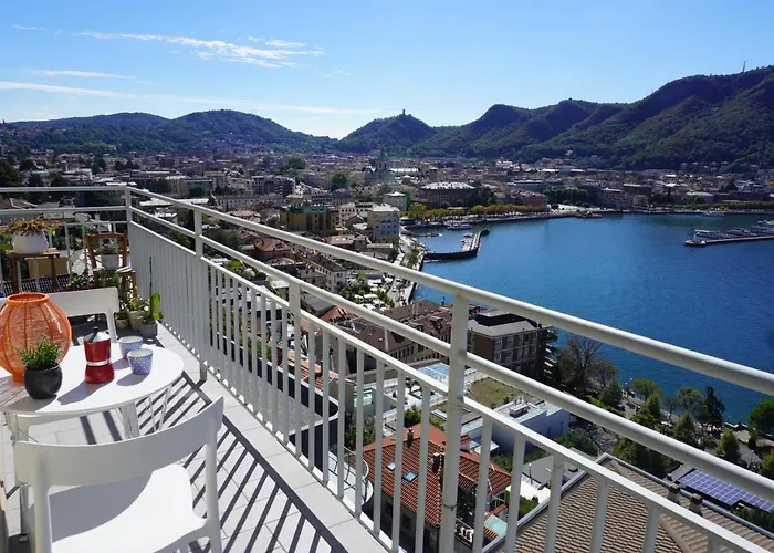 Апартаменты 150 Steps To Heaven - By Myhomeincomo *