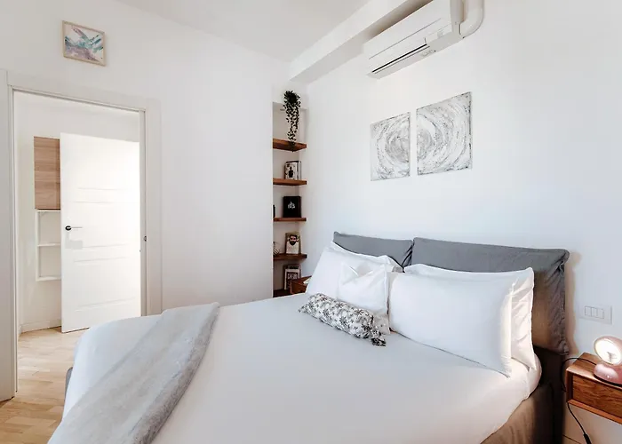 150 Steps To Heaven - By Myhomeincomo Апартаменты Комо