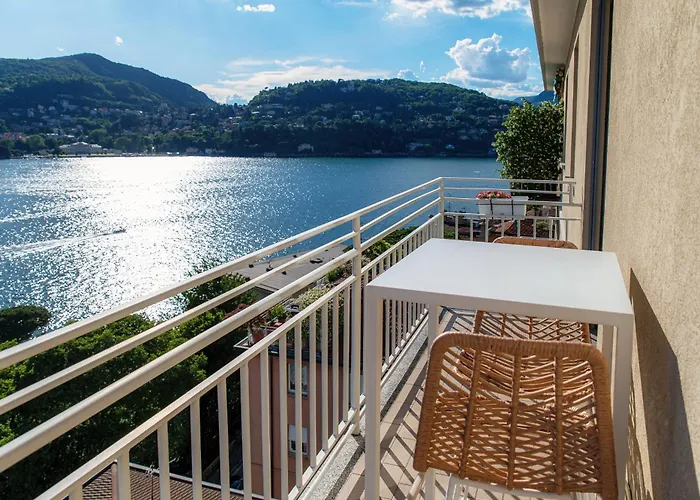 Апартаменты 150 Steps To Heaven - By Myhomeincomo *