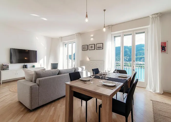 150 Steps To Heaven - By Myhomeincomo Апартаменты