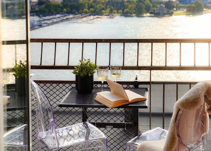 150 Steps To Heaven - By Myhomeincomo Апартаменты *