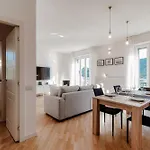 Apartamento 150 Steps To Heaven - By Myhomeincomo Como