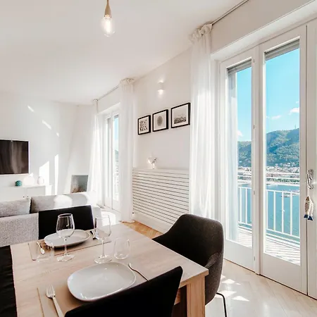 Apartament 150 Steps To Heaven - By Myhomeincomo *